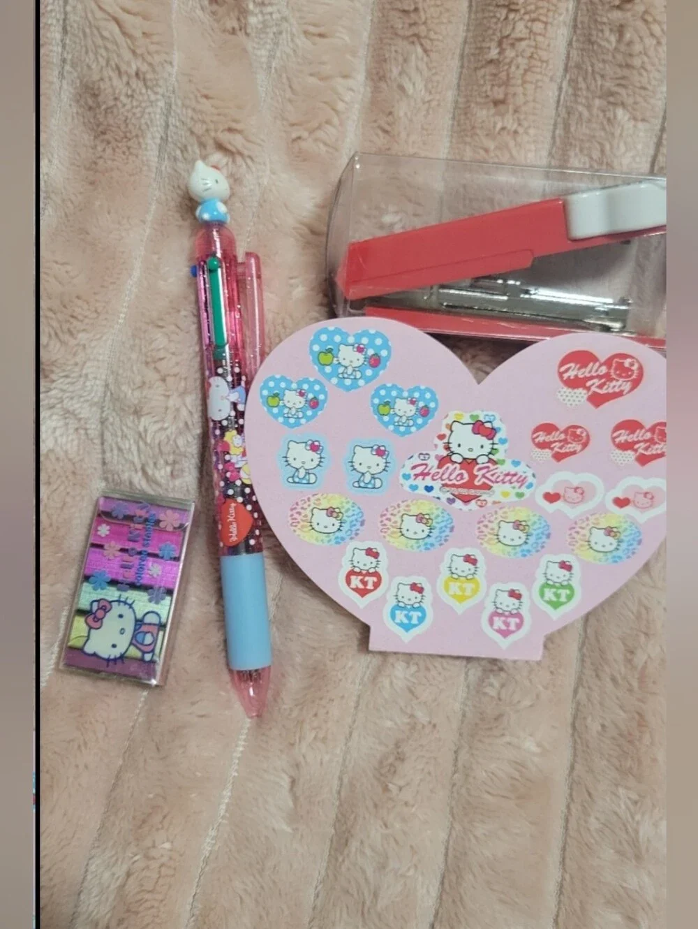 Hello Kitty Lot Stationery Pencil Tin - Pink